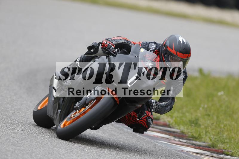 /Archiv-2024/13 22.04.2024 Plüss Moto Sport ADR/Einsteiger/1